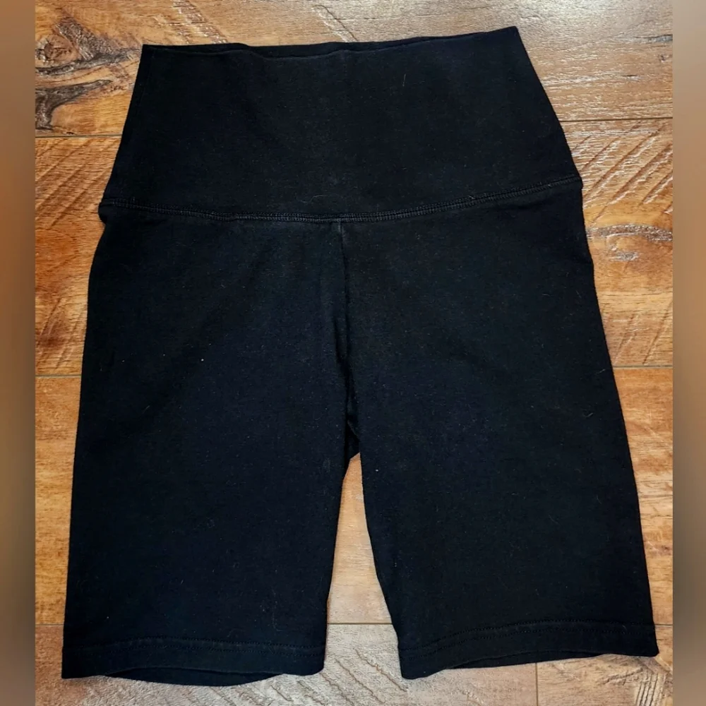 Aerie Chill•Play•Move Biker Shorts, Size Small - Picture 1 of 3